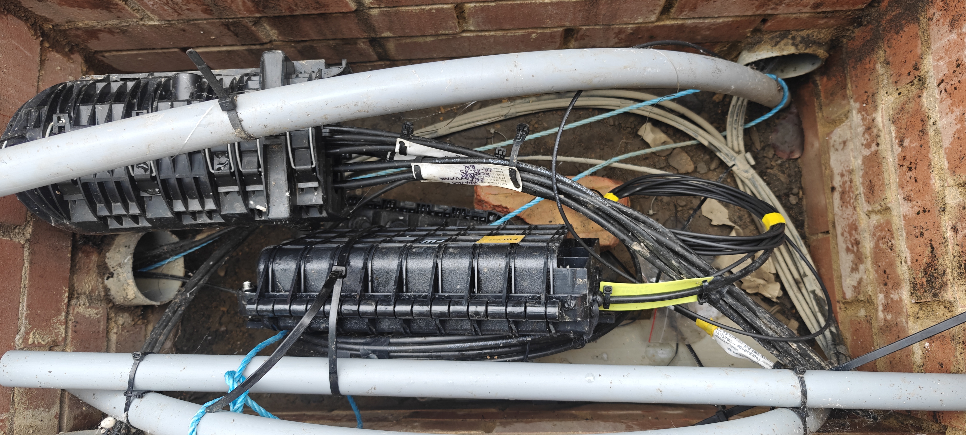 Splitter Box in Chamber